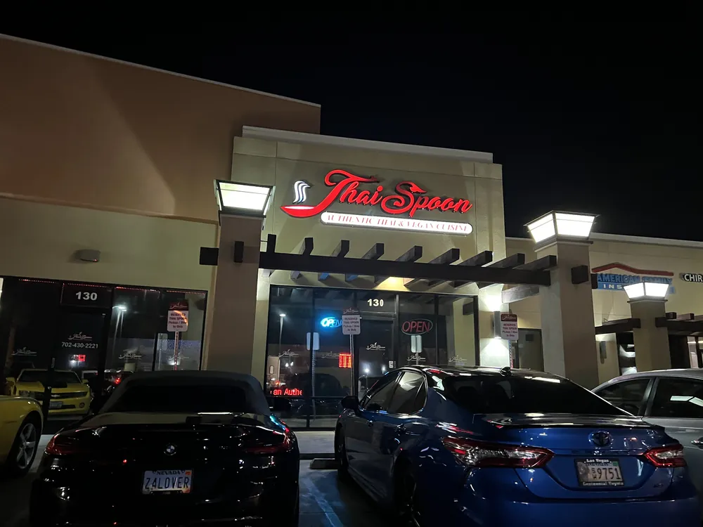 Thai Spoon store front